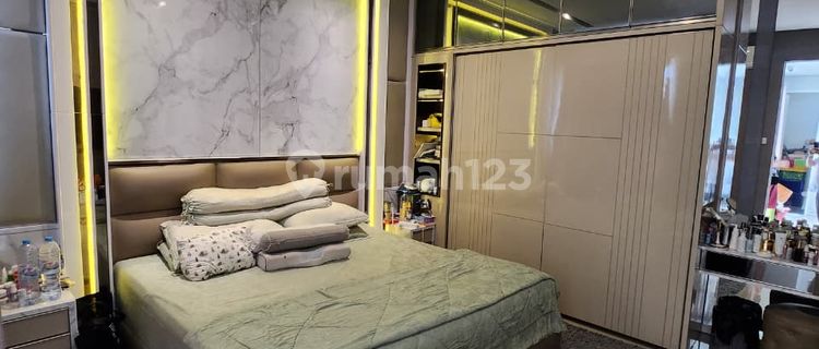 Royal Residence Wiyung 2 Million Rupiah House Fully Furnished 1