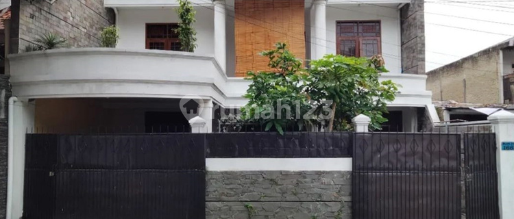 Move-In Ready House in Sarimadu Sarijadi near Pasteur Toll Road and Maranatha University 1