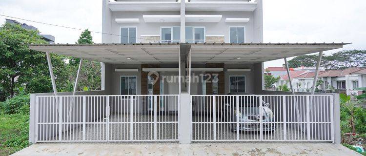 Rumah SHM Carport Luas 15 Mnt ke RS Kartika Husada Jatiasih Dibantu KPR J18569 1