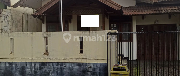 Minimalist House 7 Minutes to RSU Hermina Depok 3 Bedrooms Ready to Occupancy J42374 1