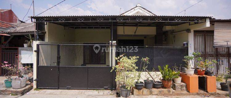 Rumah Siap Huni Strategis 4 Menit ke RS Taman Harapan Baru Bisa Nego J23711 1