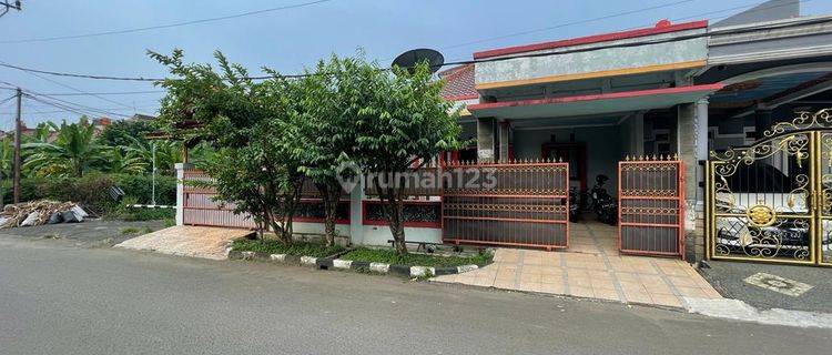 Dijual Rumah 2 Lantai di Villa Bogor Indah Kota Bogor Utara 1