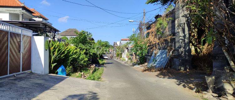 Rumah 2 Lantai 80 Butuh Finishing Unfurnished SHM di Jalan Jayagiri, Denpasar 1