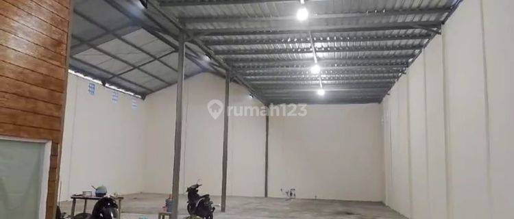 New and Cheap Warehouse in Kerobokan, Badung 500 M New SHM 1