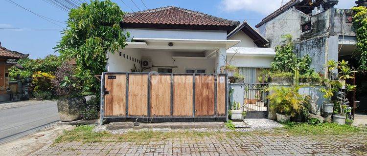 Di Jual Rumah Cantik Di Jl Utama Danau Batur Tibubeng, Canggu 1