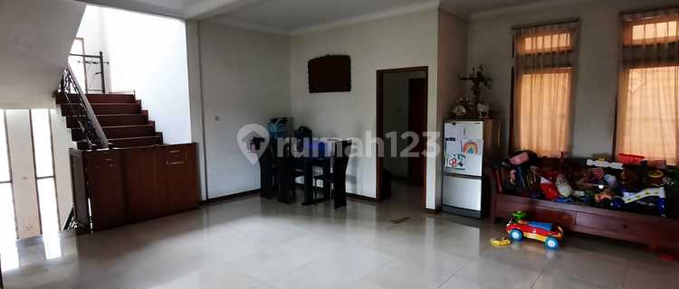 The most affordable sturdy luxury house in Turangga, Buah Batu, central Bandung 1