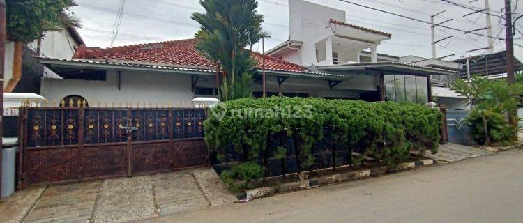 Rumah 1.5Lt Luas 315m Bagus Asri Strategis di Pondok Bambu Jaktim 1