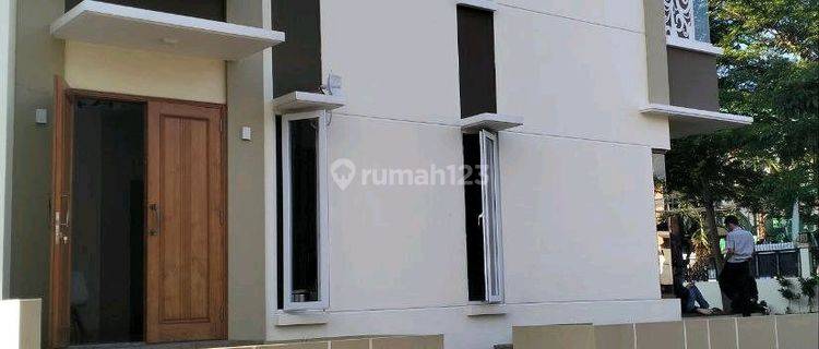 Rumah Baru Full Furnish Dlm Townhouse Premium Di Cipinang Besar 1