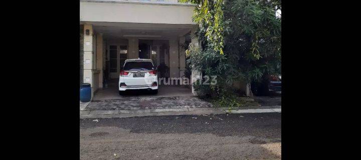 Di jual rumah siap huni di Legenda Wisata Cibubur 1