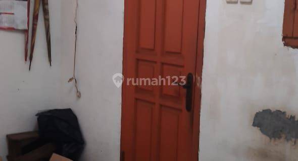 Rumah 2 Lantai Daerah Kebon Jeruk 1