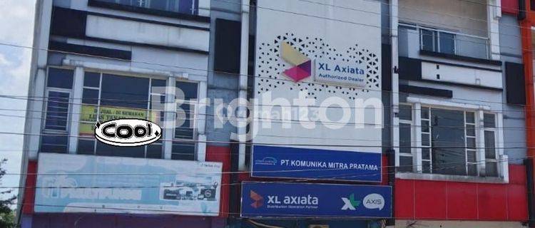 Ruko siap usaha, tiga lantai, lokasi strategis Jl. Monjali, selangkah kampus UGM 1