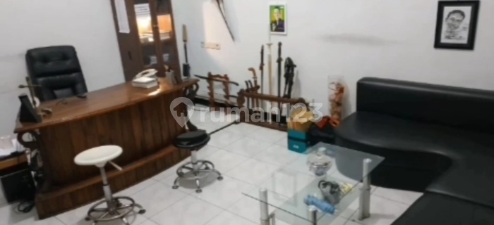 Kalasan Shop House, Roadside, Spacious Parking 1