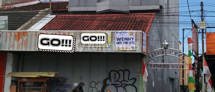 3.5 Floor Shop House Martadinata Wates 1