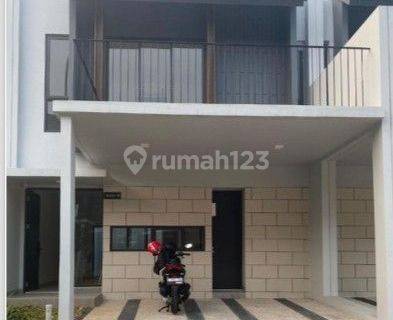 Rumah 2 Lantai Siap Huni di Cluster Wisteria Metland Menteng Jakarta Timur 1