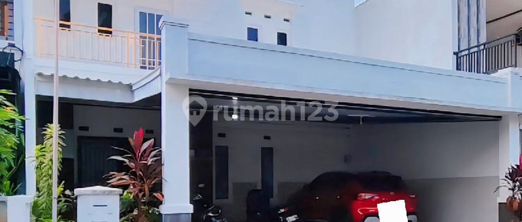 2-Story House in Jagakarsa Townhouse, South Jakarta 1