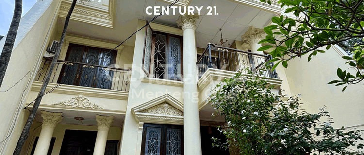 Semi-Furnished House in Menteng, Central Jakarta 1