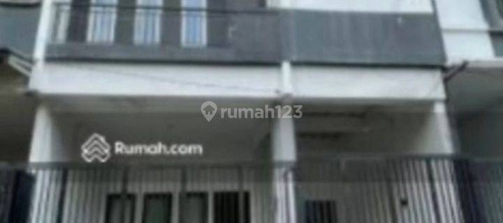 Rumah Kedoya Jalan 2 Mobil Shm Hadap Timur 1