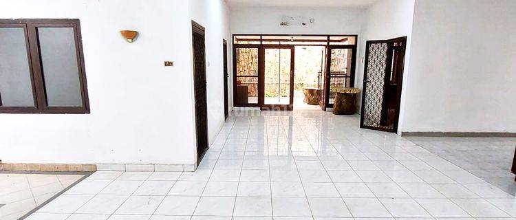 Termurah Disewakan Cepat Rumah di Jelambar  1