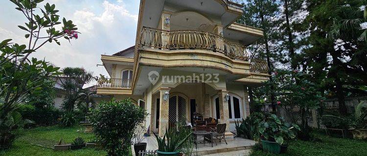 Rumah Bagus  di Konplek megapolitan cinere Seperti Villa Dengan Tanah Luas 1