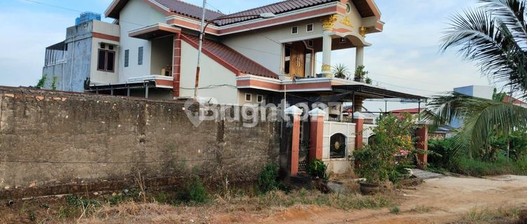 Rumah dua lantai full furnish lokasi Alang Alang lebar 1