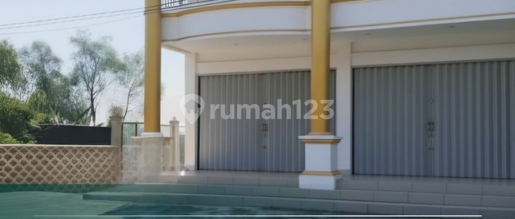 Good 3-Story Shop House 460 m2 Grobogan, Grobogan 1