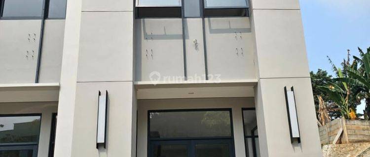 Dijual Cepat Ruko 91 District 2 Lantai Hoek di BSD City, Tangerang Selatan 1