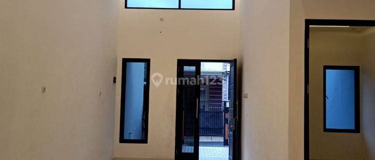 Jual rumah baru renov  BSD baru  2+2 tinggal baw koper 1