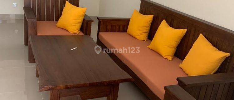 Rumah 2 Lantai Full Furnished di Cluster Thomson, Tangerang 1