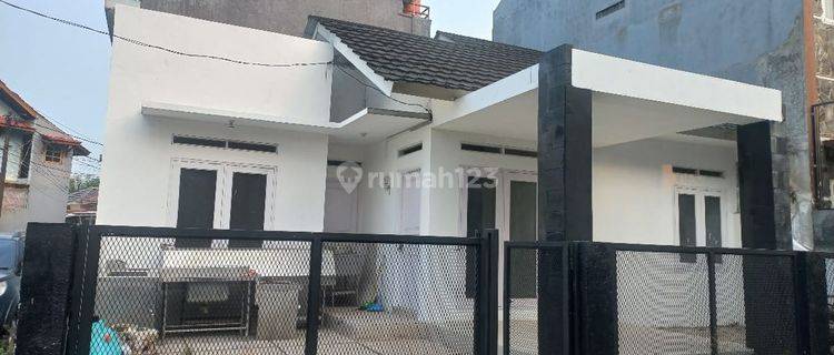 Rumah Siap Renov Dibantu KPR Dekat Plaza Pondok Gede Dibantu KPR J25849 1