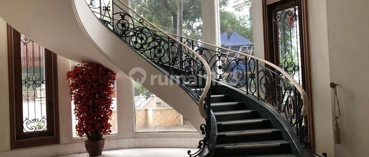 Rumah Mewah Klasik Pinisi Permai PIK 21x16 4+2KT SHM Hdp Jln Raya 1