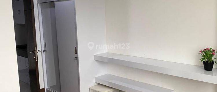 Apartemen Gallery West Residences Bagus Furnished Harga Murah 1