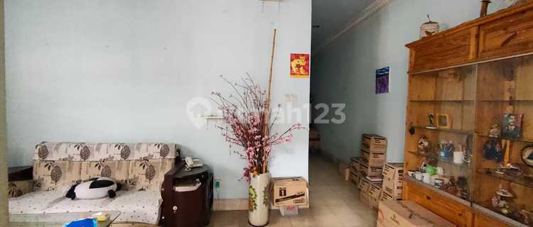 Ruko dan Rumah 7x48 Posisi Strategis untuk Invest di Jatinegara 1