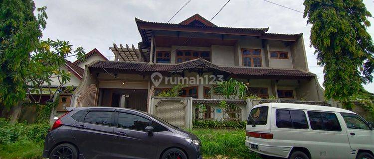 RUMAH JUAL DI PUSAT KOTA DENPASAR GATOT SUBROTO 1