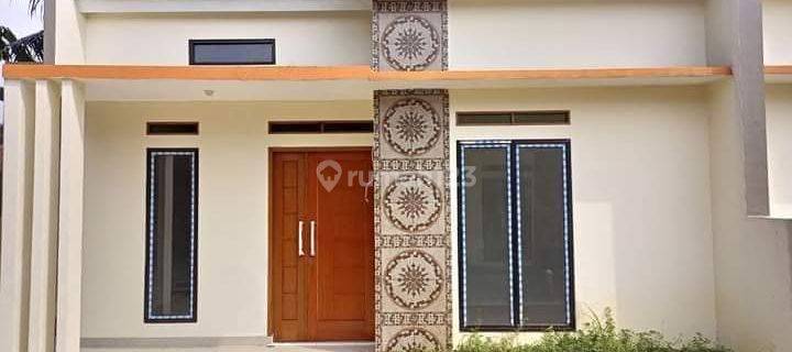 Rumah dijual ready hub Nadam Fauzi di depok 1