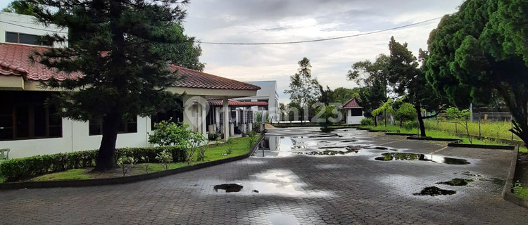GEDUNG KANTOR 2 LANTAI JALAN MAJAPAHIT SERAYA BATU AMPAR UWTO 2042 1