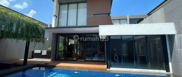 Rumah Mewah 3 Lantai Lyndon Navapark Bsd Furnished Ada Pool Dan Lift 1