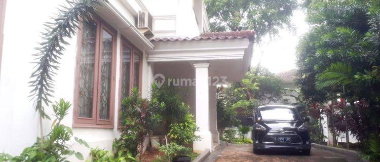 Rumah 2Lt di Kawasan Elite Mega Kuningan, Jakarta Selatan 1