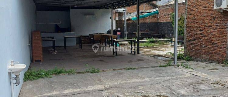 Disewakan Ruang usaha Siap Pakai Wolter Monginsidi Semarang 1