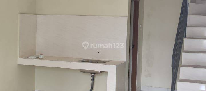 Dijual Rumah 2,5 Lantai di Cengkareng Jakarta Barat 1