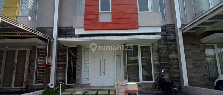 Disewakan Villa Komplek Citraland Gama City Cluster Maldives  1