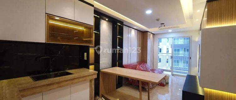 Sewa Apartemen Podomoro 2 BR Furnish Tower Lincoln Jl Putri Hijau 1