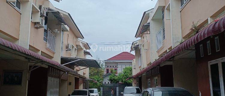 Dijual Cepat Townhouse Kapten Muslim Komplek Griya Anugerah 1