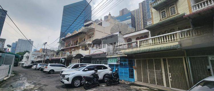 Dijual Rumah Bagus Unfurnished SHM Jalan Sei Deli 1