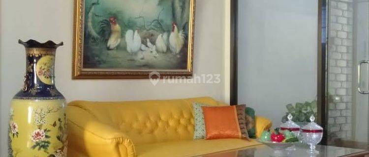 Ruko 3 lt di di Jalan Pattimura Raya  1