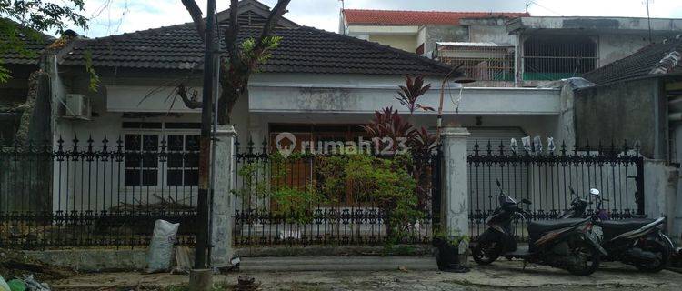 Dijual rumah di Solo baru di jl kasuari 1