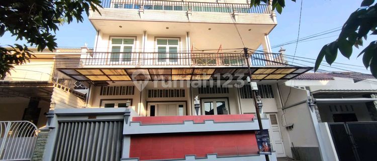 Disewakan Rumah 3 Lt Di Jangli Permai Bagus SHM 1