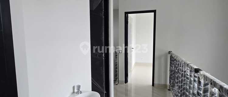 Dijual Rumah di Miles Bsb. City Bagus 1