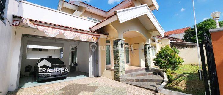 Disewakan Rumah 2 Lantai Furnished Deket Jih di Laweyan Surakarta 1