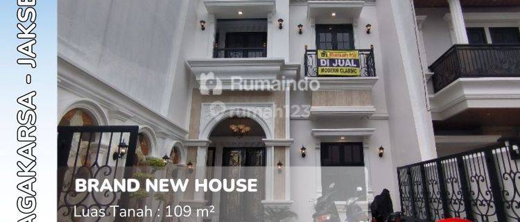 Dijual Termurah Rumah American Classic di Jagakarsa Jakarta  1