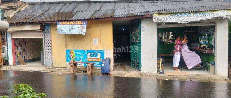 Rumah Tua Tegal Alur Hitung Tanah SHM Dekat Kawasan Industri 1